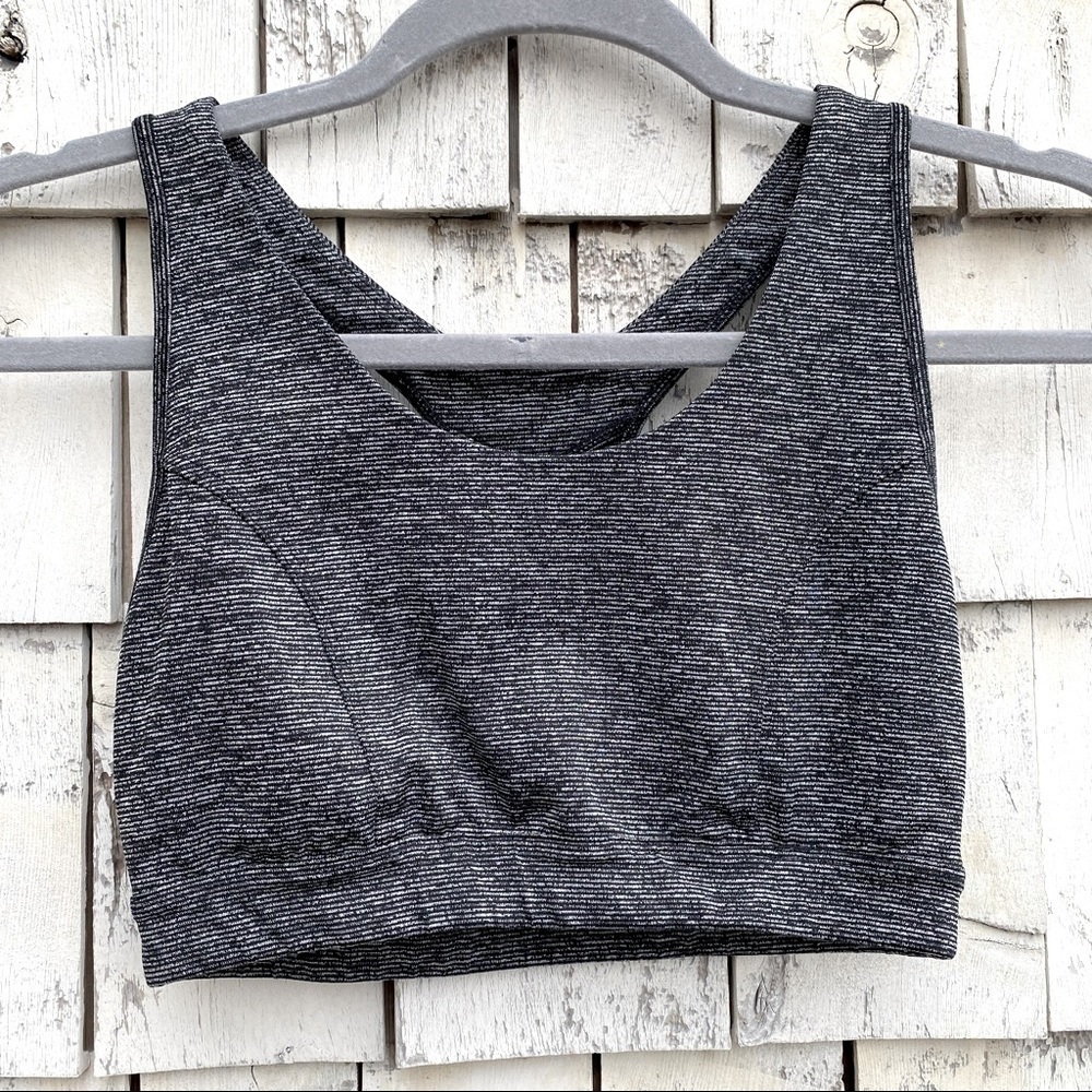 Women’s Sports Bra